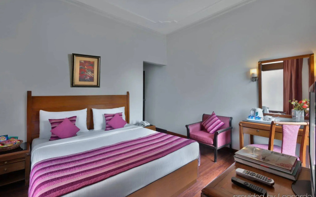 Regale Inn