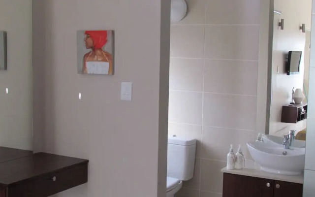 The Suite Luxury one Bedroom Furnished