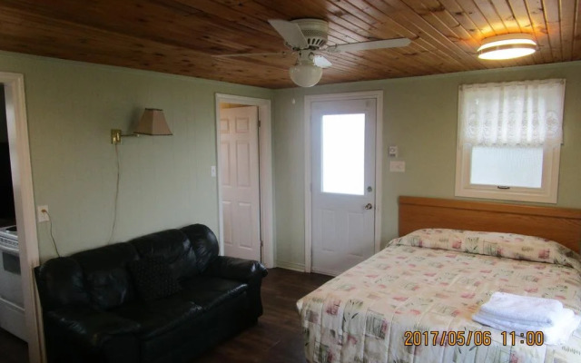 Sea'scape Oceanfront Cottages