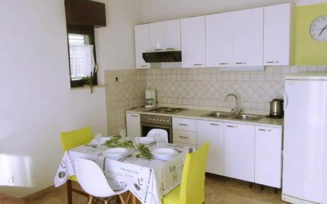 Božana - With Parking - A3