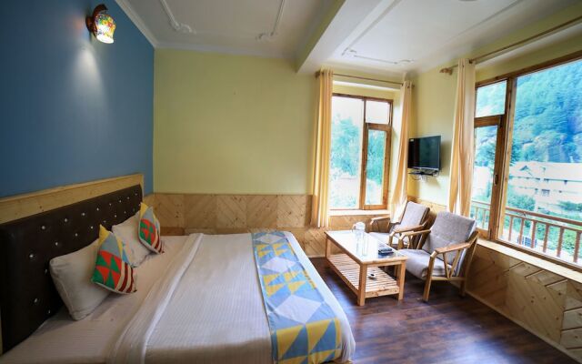 OYO 14583 Home Mountain View 2BHK Shanag
