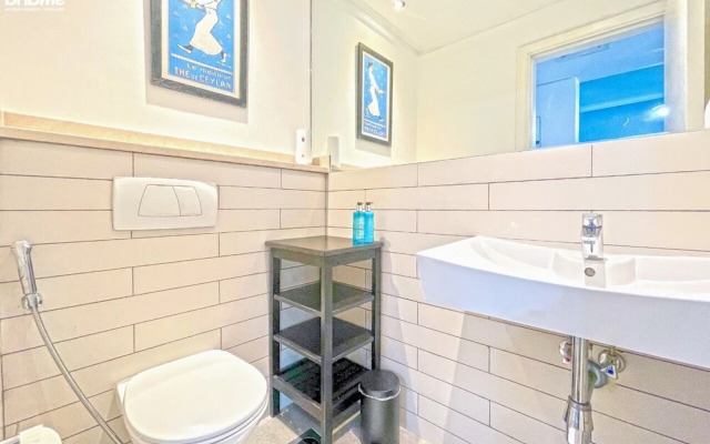 Swanky 1 BR Apt Marina Pinnacle