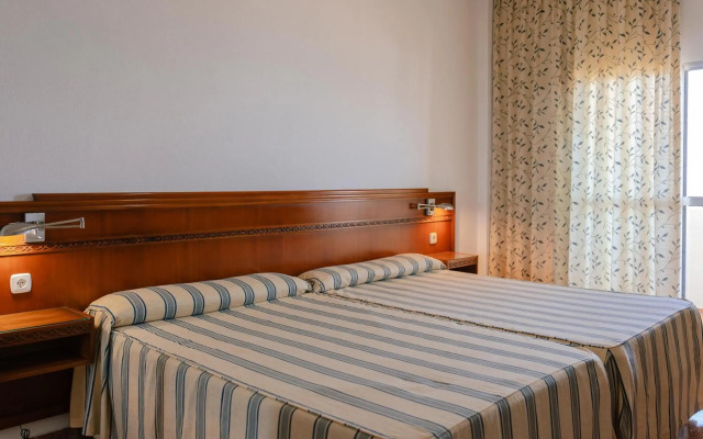 Port Europa Hotel