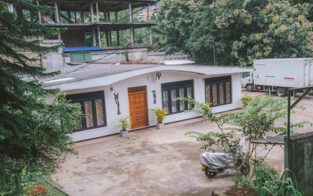 Kandy holiday bungalow