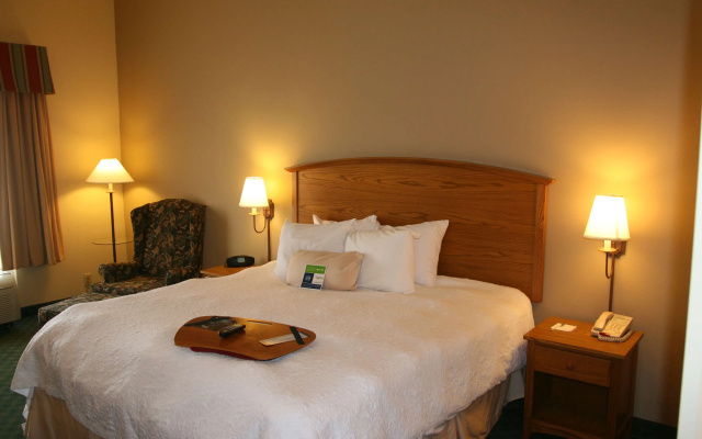 Hampton Inn Guntersville