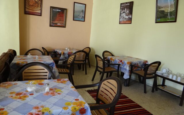 Hammodeh Hotel