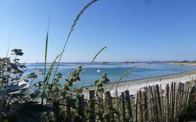 Maison en pierre, entre Terre & Mer, proche de Roscoff