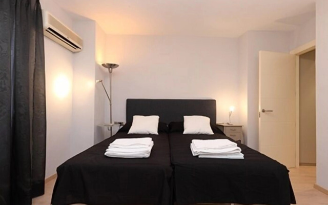 Flatsforyou Sorolla House