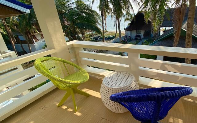 Lanas Beach Resort - Carabao Island