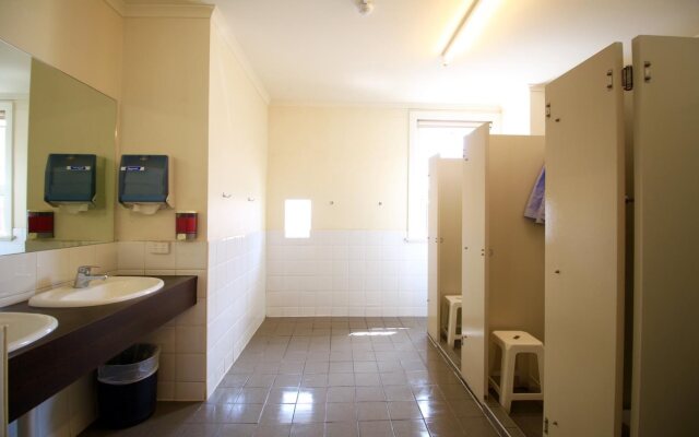 The Guesthouse - Hostel