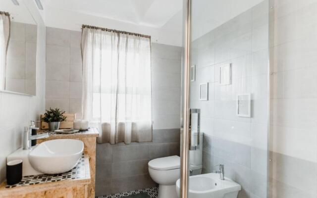 Lindhouse - Country House a Govone