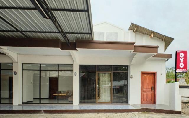 OYO 2519 Mayang Garini