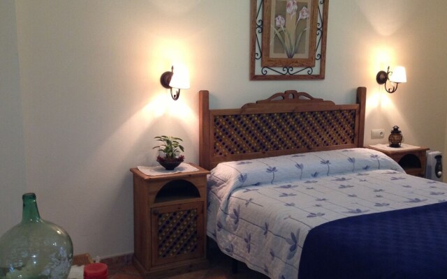 Traditional Andalusian Villa in La Higuera