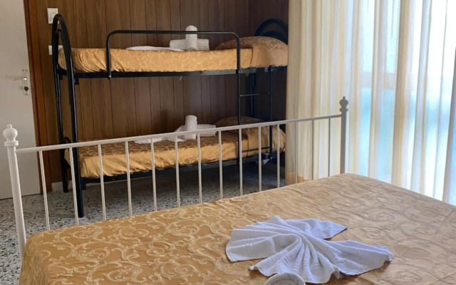 Hotel Modenese