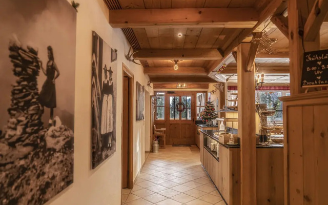 Sweet Cherry Boutique & Guesthouse Tyrol