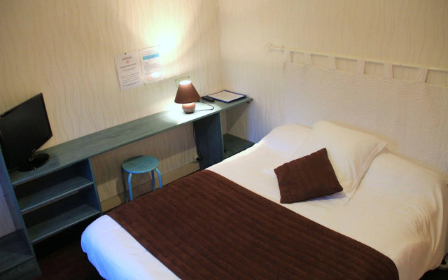 Central Hotel