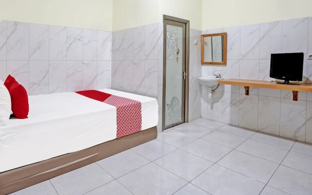 OYO Life 91884 Kost Kusuma Dewi Syariah
