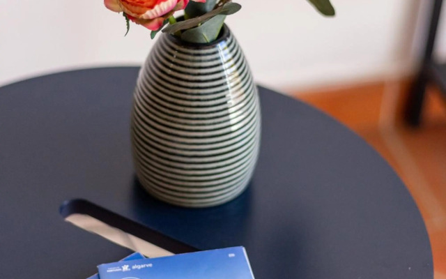 sunny apartment with sea view