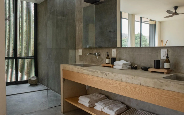 Hotel Cuatro Cuatros