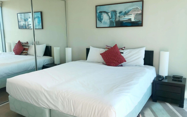 The Sebel Melbourne Docklands Hotel