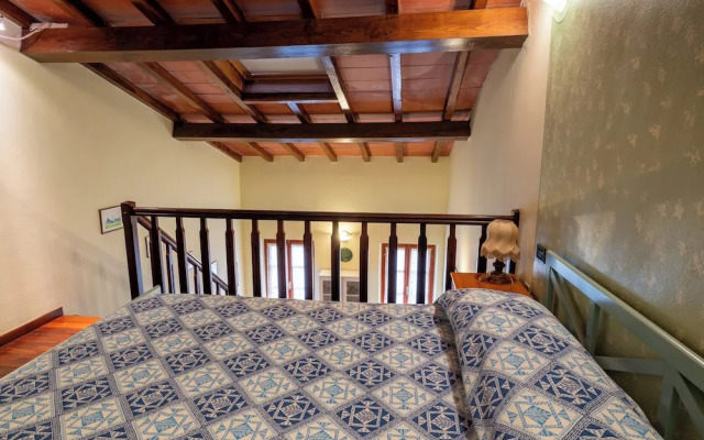 Cozy Pietrasanta Central Apartment With Loft