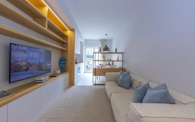 Mina Apartment 100m From Sea