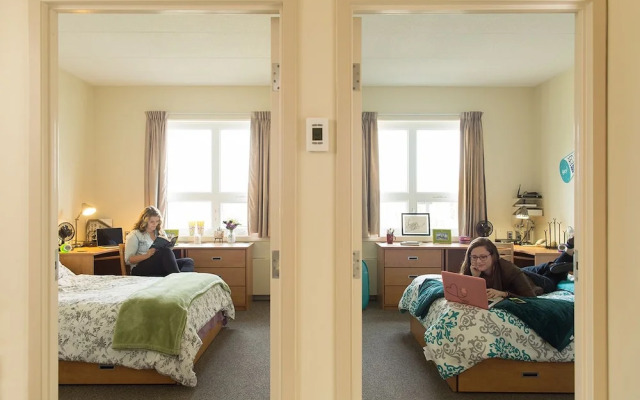 UNB Saint John Summer Hotel