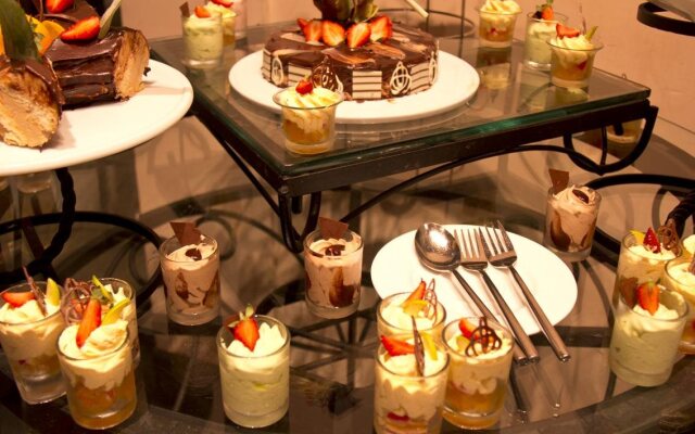 Randholee Resort & Spa