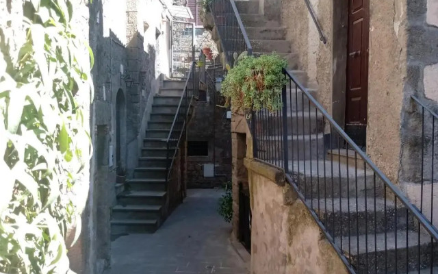 Quercia Sacrobosco apartment