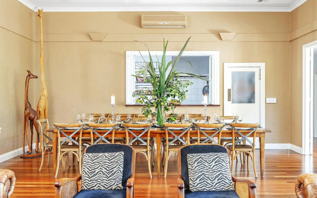 MILHOUSE Berry 4pm Check Out Sundays except Peak season