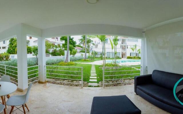 Deluxe E1, 2 Br, Pool,Terrace,Close To The Beach!