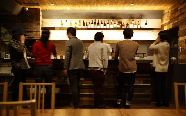 Kyou Bar Lounge & Inn