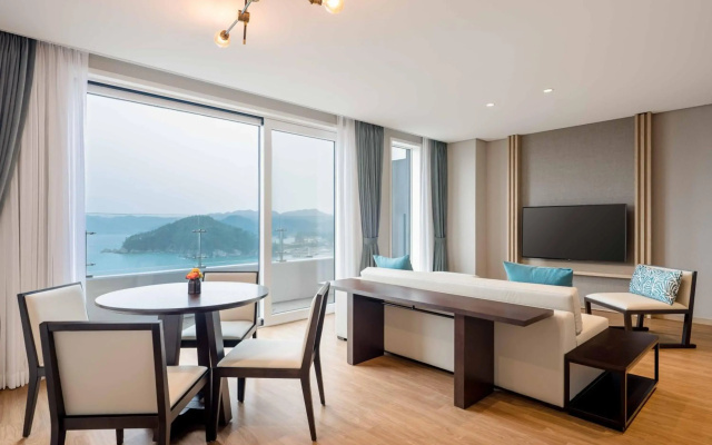 Hanwha Resort Geoje Belvedere