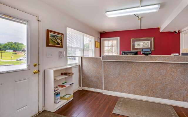 Econo Lodge Woodstock - Shenandoah Valley I-81