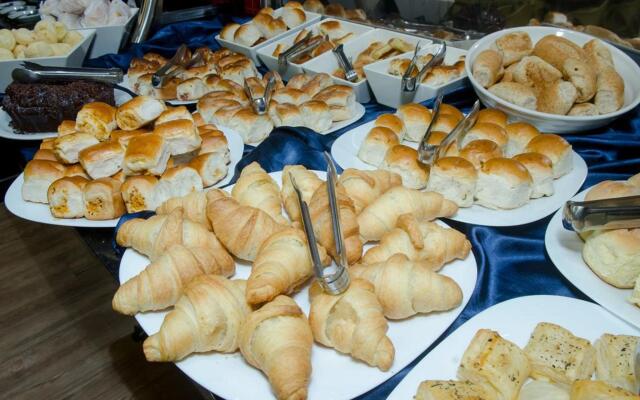 Ímpar Suítes Expominas