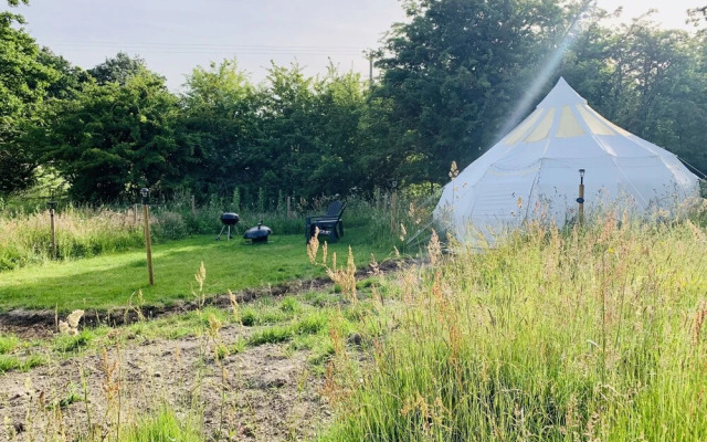 Stunning 1-bed Star Gazing Bell Tent Loughborough