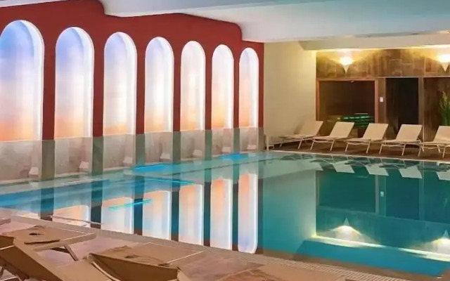 Fllad Resort & Spa