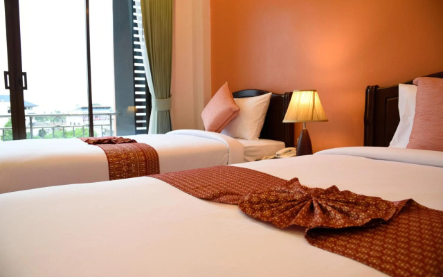 Sripet Hotel