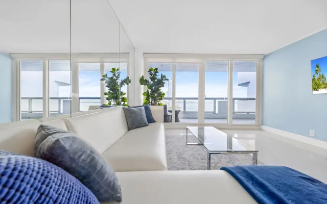 Spacious One Bedroom Centrally Located