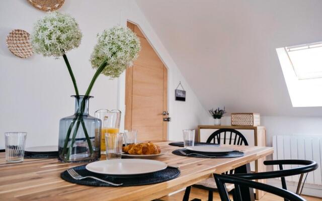 Tolcarne Stay - Luxury Newquay Apartment