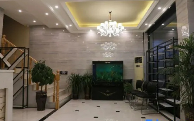 Yingshang Lushangke Hotel