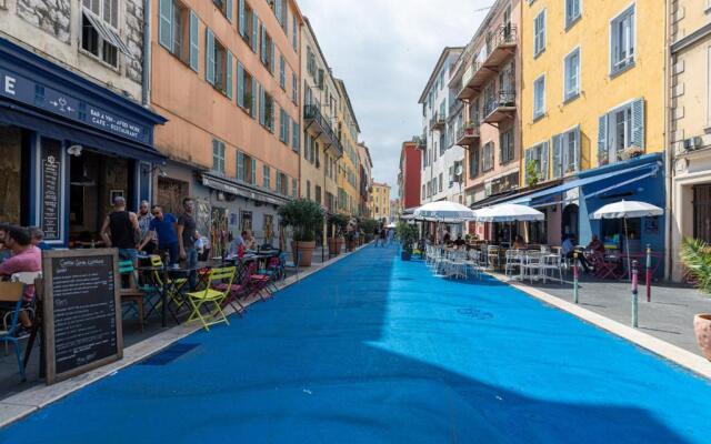 Cosy Cocoon Place du Pin