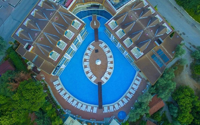 Ocean Blue High Class