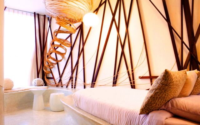 Mo Rooms