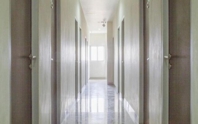 RedDoorz @ Malabar Street