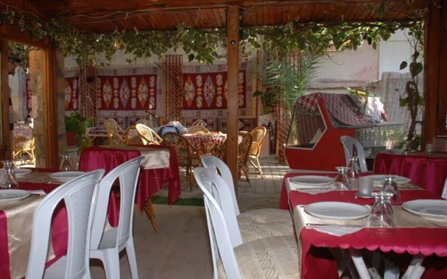 Antonios Motel