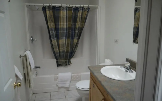 Emily's Oceanside Cottages