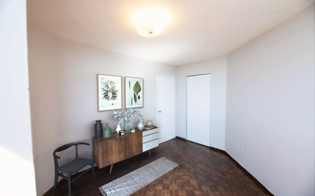 1BR Apt in the Downtown of Montreal
