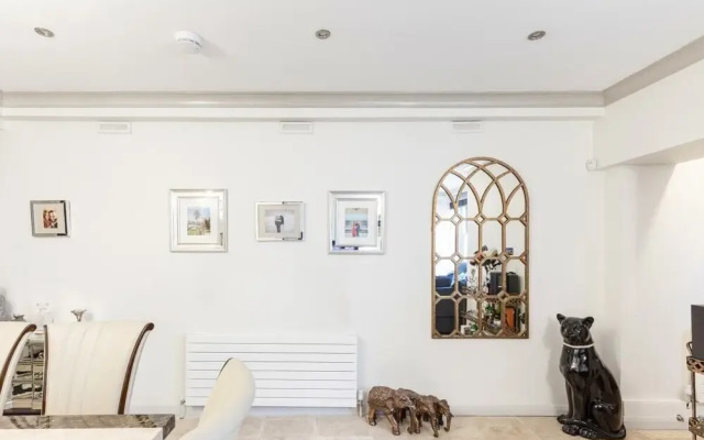 Beautiful 2bed Apt W/garden in Kensington