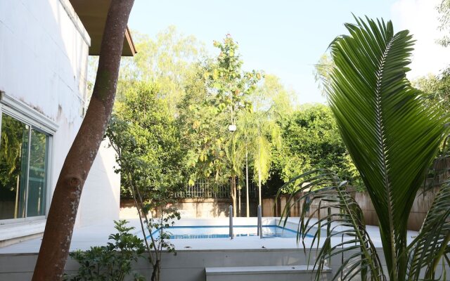 Scenxury Resort